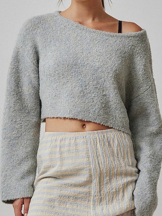 Kimchi Blue Sweaters - NWT Kimchi Blue Juniper Cropped Sweater Size Medium Off Shoulder Bouclé